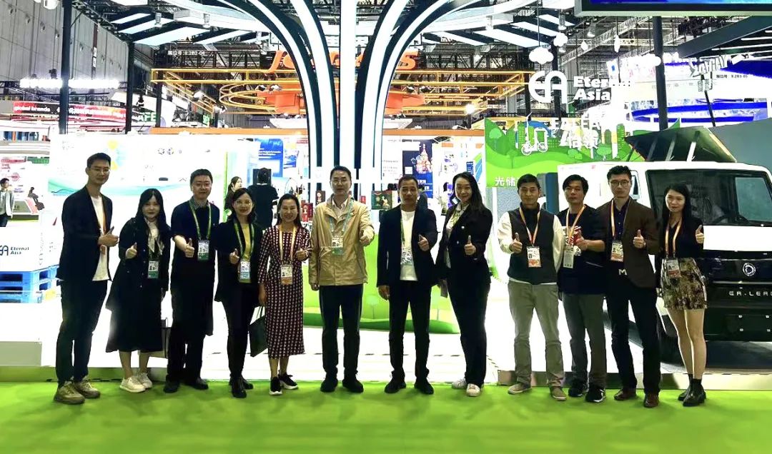 第6届进博会进行时，jinnianhui今年会-联怡展台精彩不断